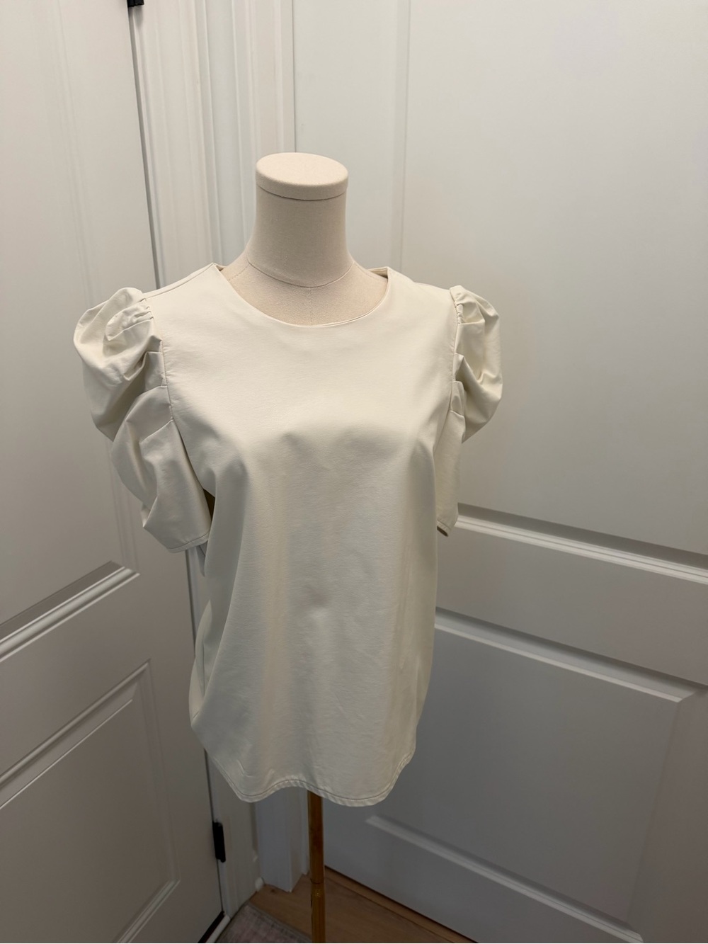 TCEC Cream Puff Sleeve Short-Sleeve Top